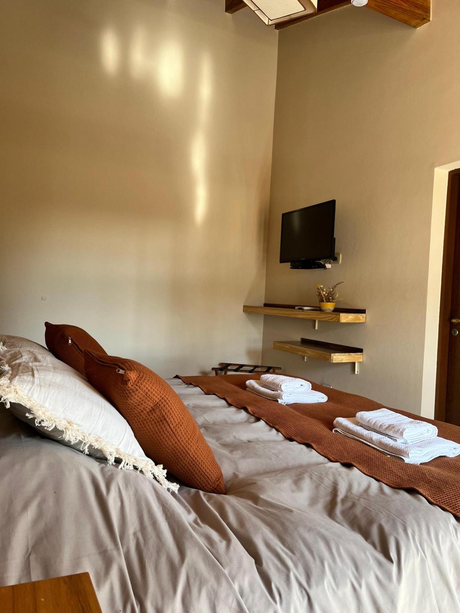 De Los Andes Hotel Boutique Lujan de Cuyo ภายนอก รูปภาพ